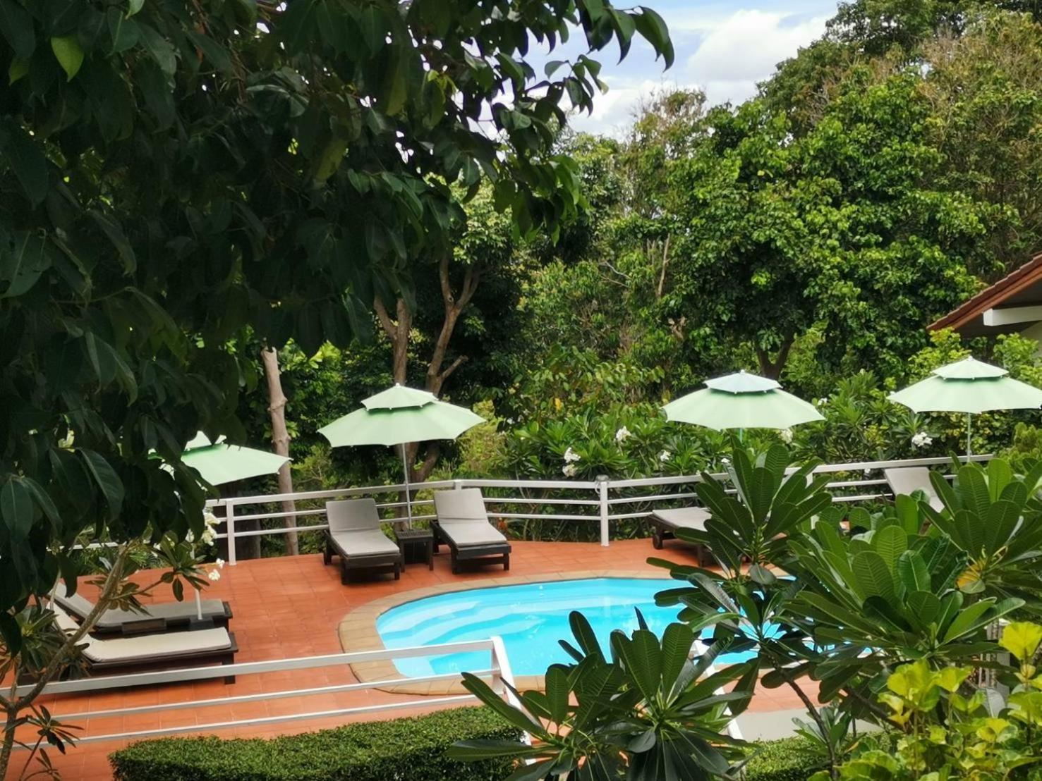 On The Hill Karon Resort Extérieur photo